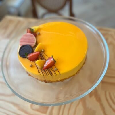 Desserttaart passievrucht chocolade