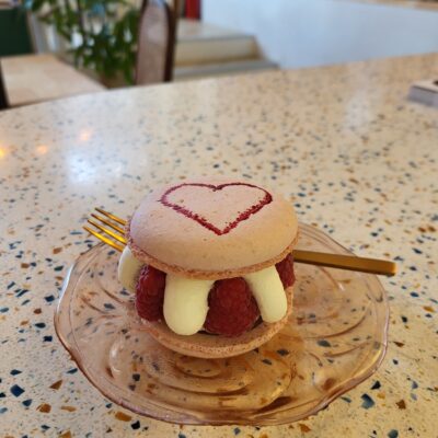 Macaron chocolade framboos